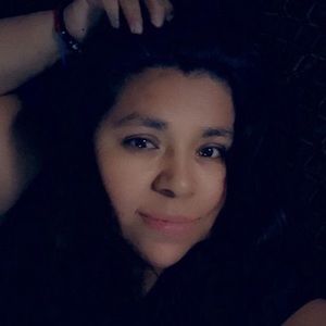 Meet your Posher, Adriana